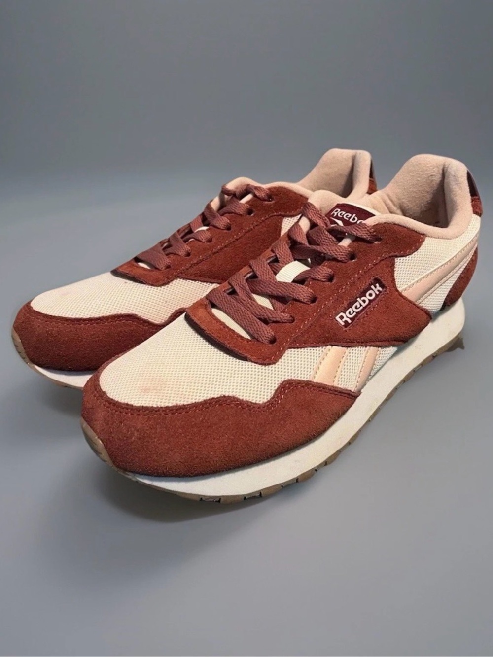 Reebok Classic Nylon Low Women’s Size 8.5 (Red/Cream/White)